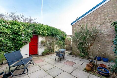 Side Courtyard