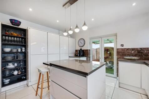 Kitchen-Breakfast Room
