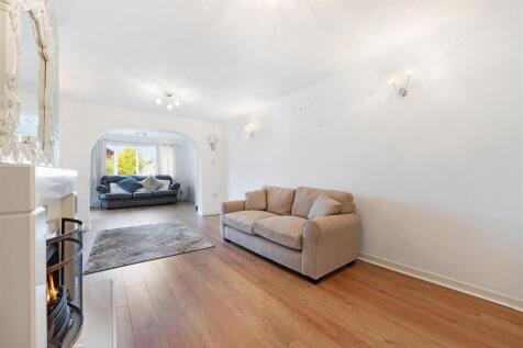 Extended Lounge
