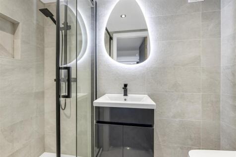 Ensuite Shower Room