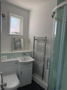Shower Room.jpg