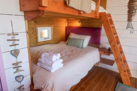 Bottom Bunk.jpeg