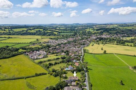 DJI_0073-HDR (arrow).jpg