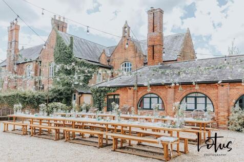 Marshwood Manor