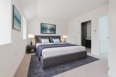 Bedroom 1.jpg