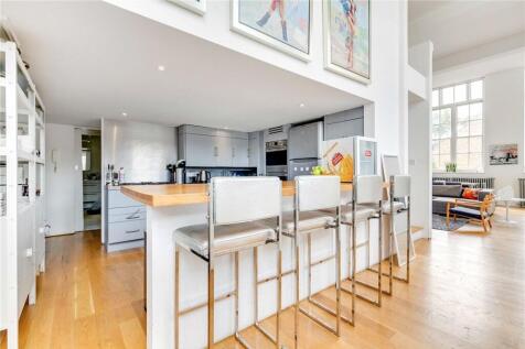 Kitchen/Reception