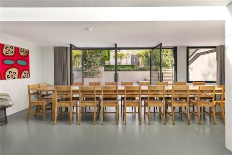 Kitchen Dining Space