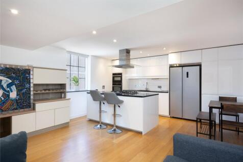 Reception/Kitchen
