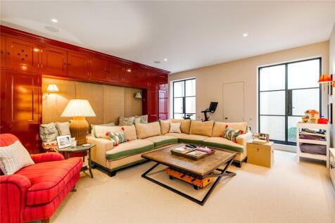 Media/ Playroom
