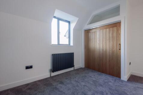 Fitted wardrobes 