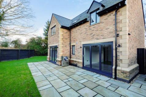 Rear patio/rear elevation 