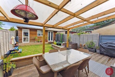 Pergola &amp; Decking