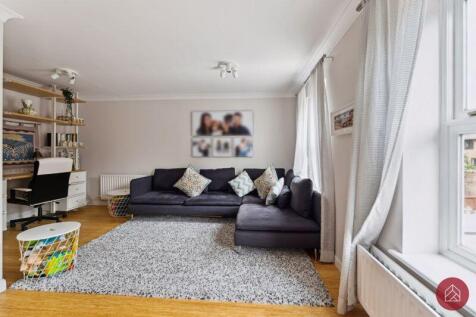 Sitting Room/Bedroom