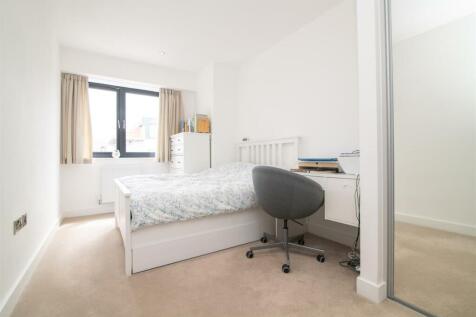 Apt169,548Streetsbrook-2.jpg