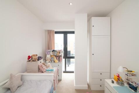Apt169,548Streetsbrook-9.jpg