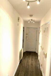 Entrance Hallway.jpeg
