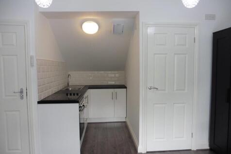 Room 6 Mere Road .jpg