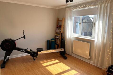 Bedroom 2.jpg