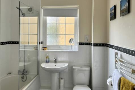 3 Callanders Close, Garlieston - Williamson and He