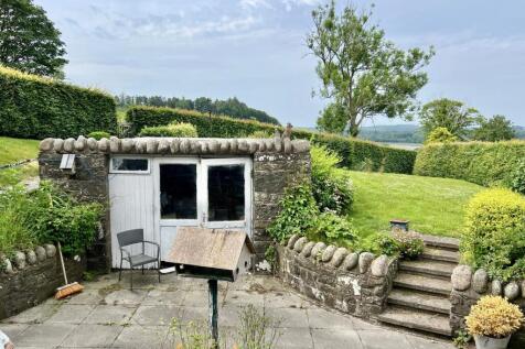 The Old Saddlery, 1 Cannee Court, Kirkcudbright - 