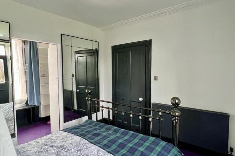 17 St Marys Place, Kirkcudbright - Williamson and 