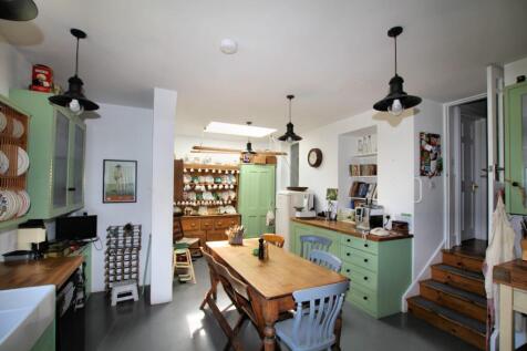 21 Castle Street, Kirkcudbright - Williamson and H