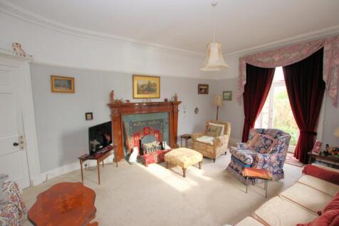 7 Castle Street, Kirkcudbright - Williamson and He