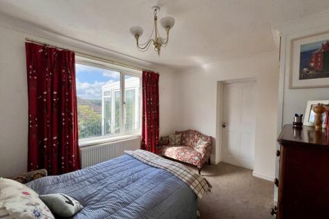 1 Mount Pleasant Avenue, Kirkcudbright - Williamso