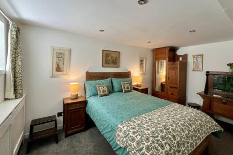 Ivy Cottage, 39 Main Street, Twynholm - Williamson