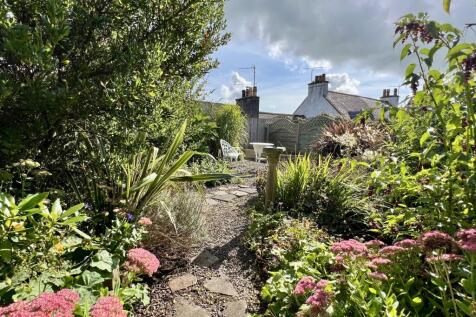 Ivy Cottage, 39 Main Street, Twynholm - Williamson