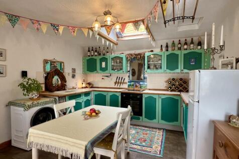 Hazelwood Cottage, Carsluith - Williamson and Henr