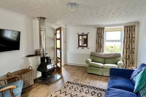 Greenlea, 5 Ballgreen, Wigtown - Williamson and He