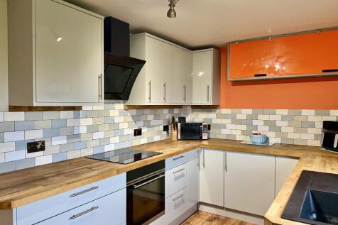 9 Queenshill Park, Ringford - Williamson and Henry