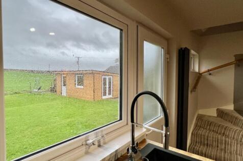 9 Queenshill Park, Ringford - Williamson and Henry