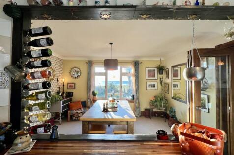 Hawthorn House, Second Sands, Port William - Willi