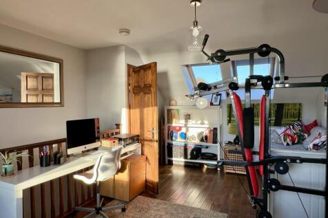 Hawthorn House, Second Sands, Port William - Willi