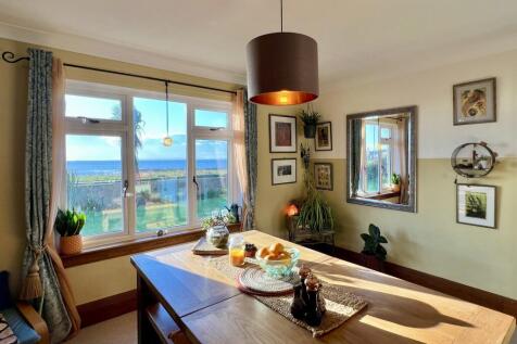 Hawthorn House, Second Sands, Port William - Willi