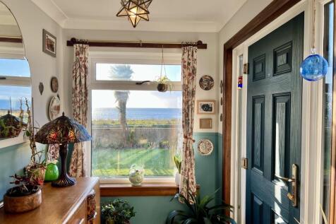 Hawthorn House, Second Sands, Port William - Willi