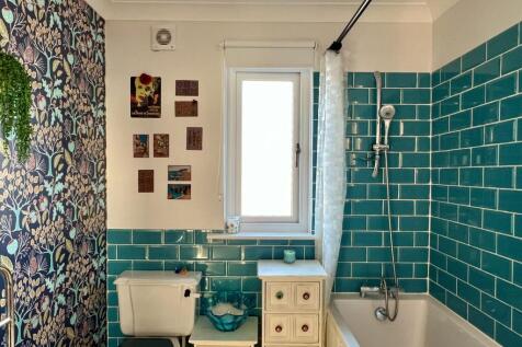 Hawthorn House, Second Sands, Port William - Willi