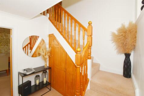 Hallway and stairs.jpg