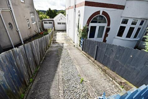 Driveway.jpg