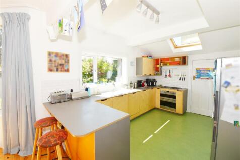 Kitchen shot.jpg