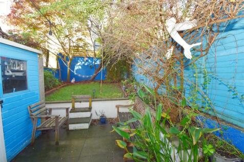 Rear garden and patio.jpg