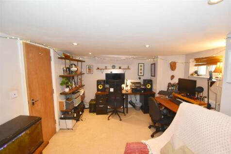 Bedroom Two.jpg