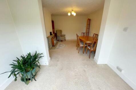 Extended dining room.jpg