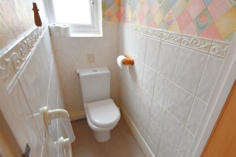 Upstairs toilet.jpg