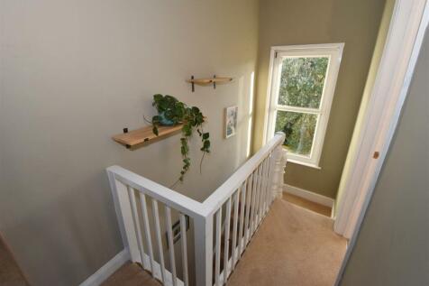First floor landing.jpg