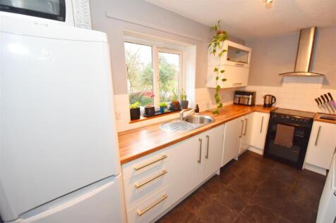 Kitchen shot.jpg