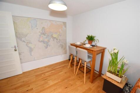 Dining area.jpg