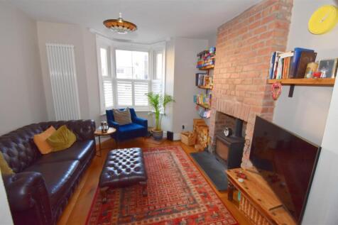 Lounge area.jpg